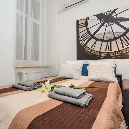 Timeless Apartment With Free Private Parking Budapeszt Zewnętrze zdjęcie