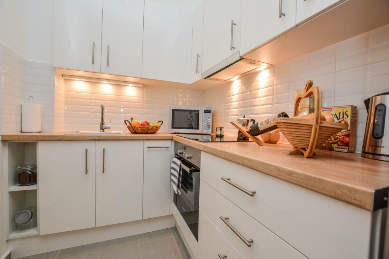 Timeless Apartment With Free Private Parking Budapeszt Zewnętrze zdjęcie