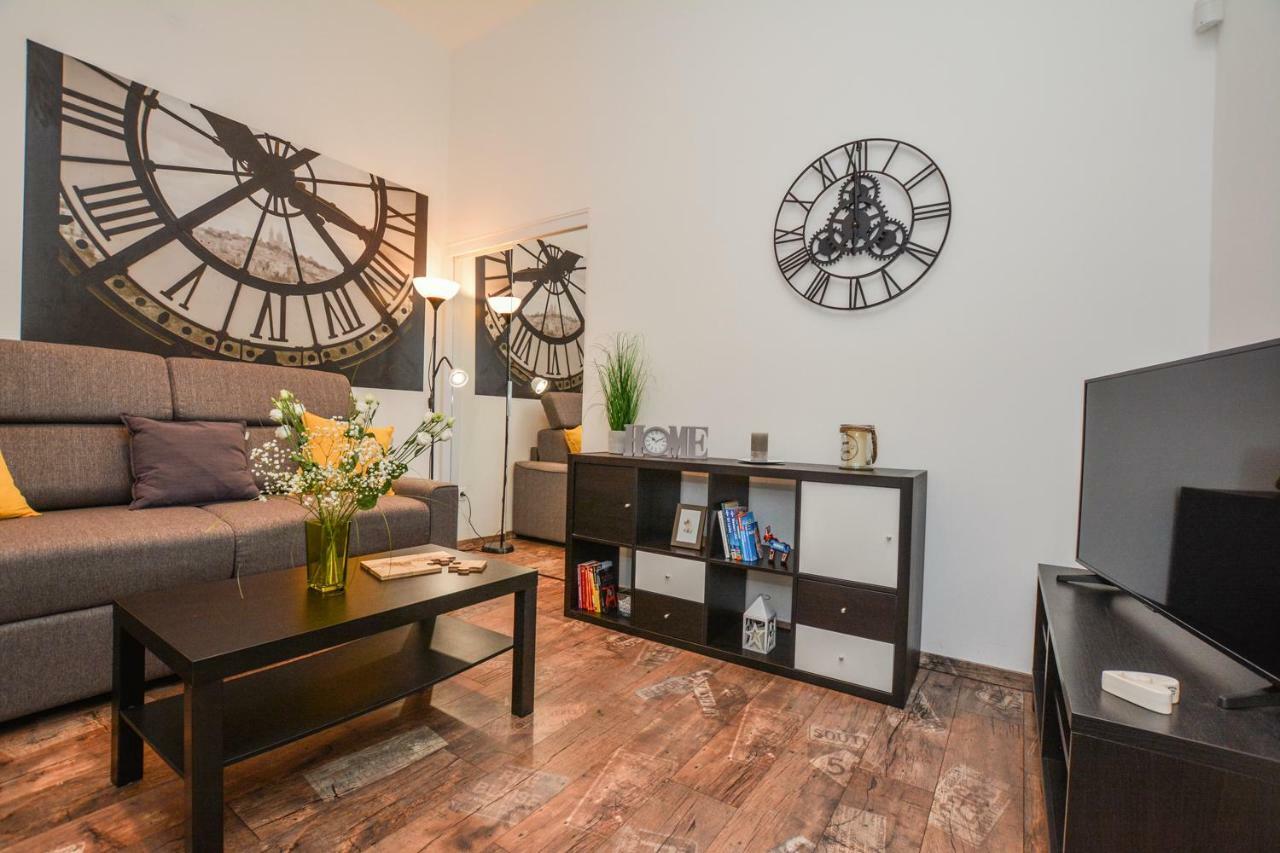 Timeless Apartment With Free Private Parking Budapeszt Zewnętrze zdjęcie