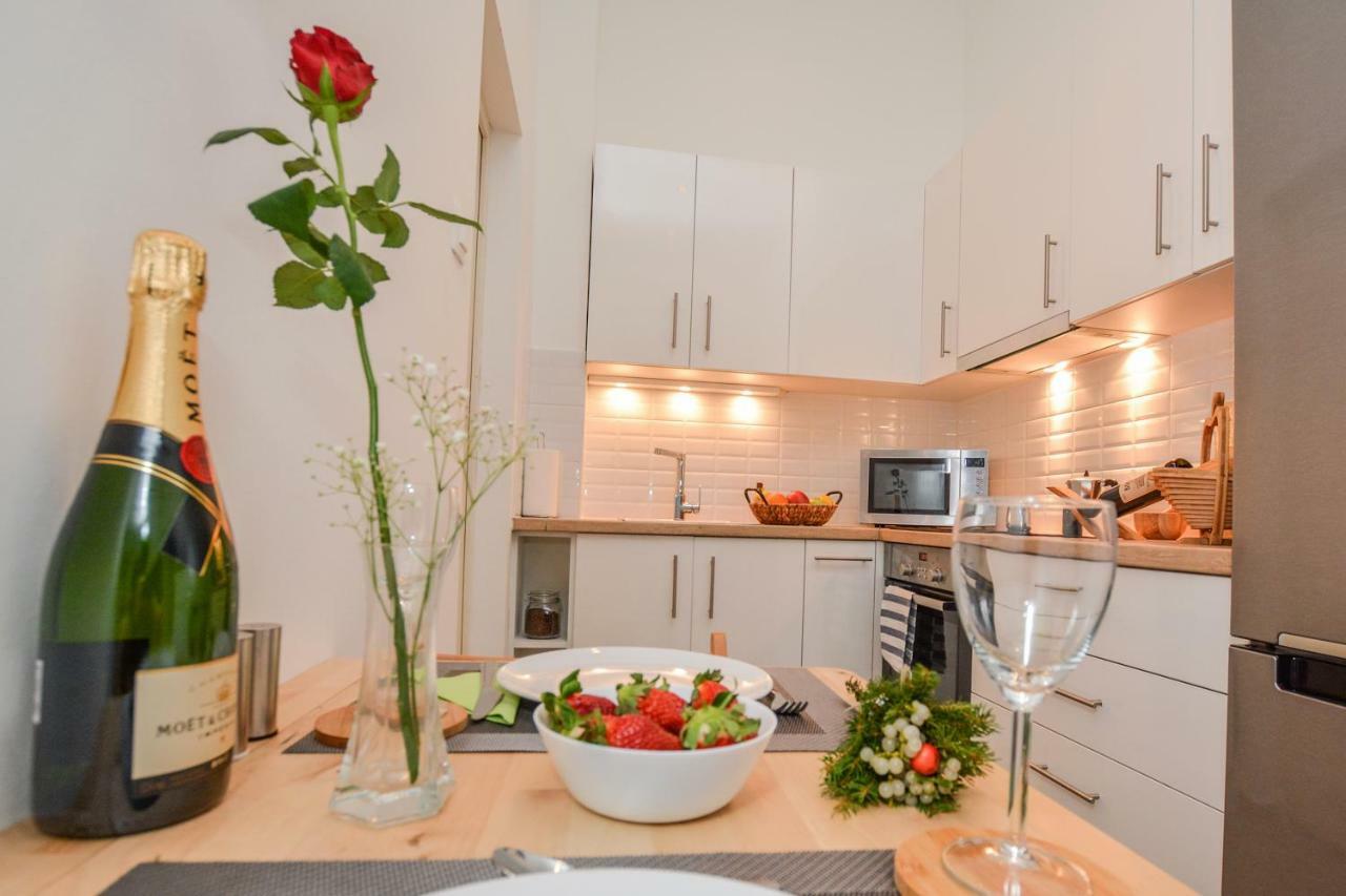 Timeless Apartment With Free Private Parking Budapeszt Zewnętrze zdjęcie