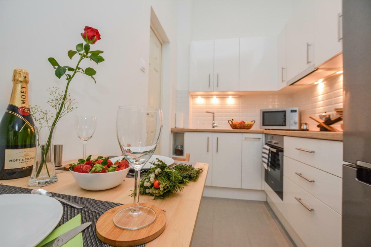 Timeless Apartment With Free Private Parking Budapeszt Zewnętrze zdjęcie
